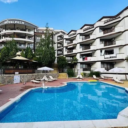 Royal Palm 172 One Bedroom Апартаменти *